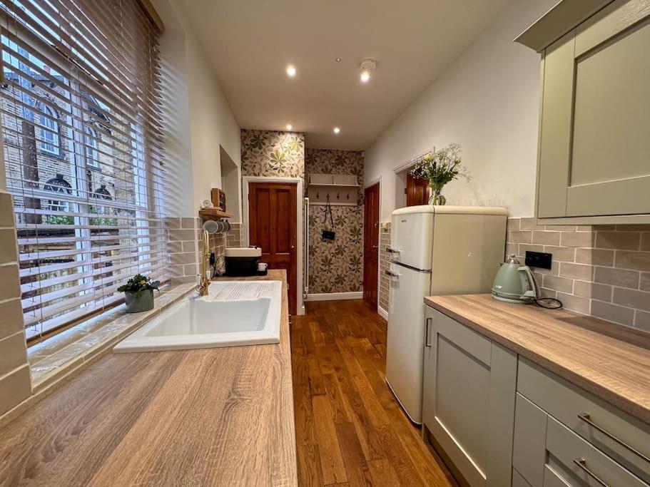 Beautiful, Relaxing Home In Central Saltaire Ngoại thất bức ảnh
